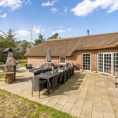Casa vacanze 14-person Pool House With Plenty Of Activity Options - 1031 *