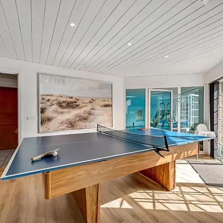 14-person Pool House With Plenty Of Activity Options - 1031 *